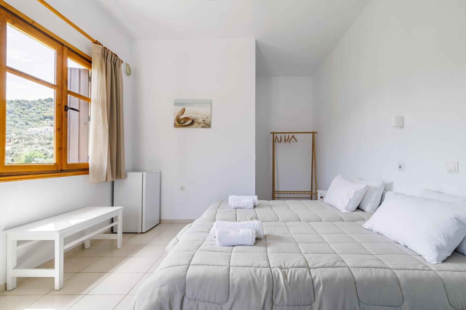 White Lily Aparthotel สโกเปลอสทาวน์ ภายนอก รูปภาพ